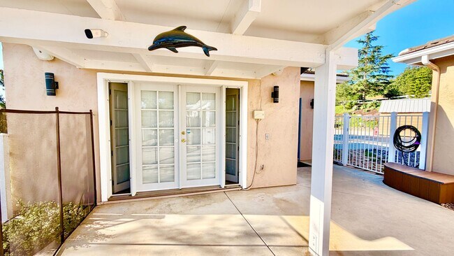 Building Photo - Darling Stand Alone & Detached Open Studio Layout Guest Home unit on Private Country Property in ...