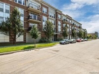 Building Photo - 66 Winder St