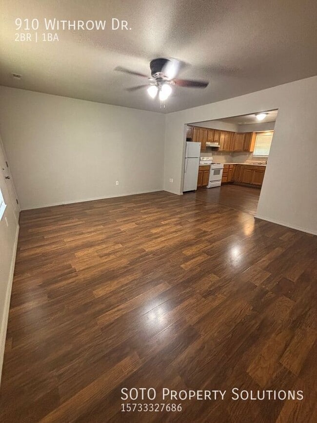 Building Photo - 910 Withrow Dr