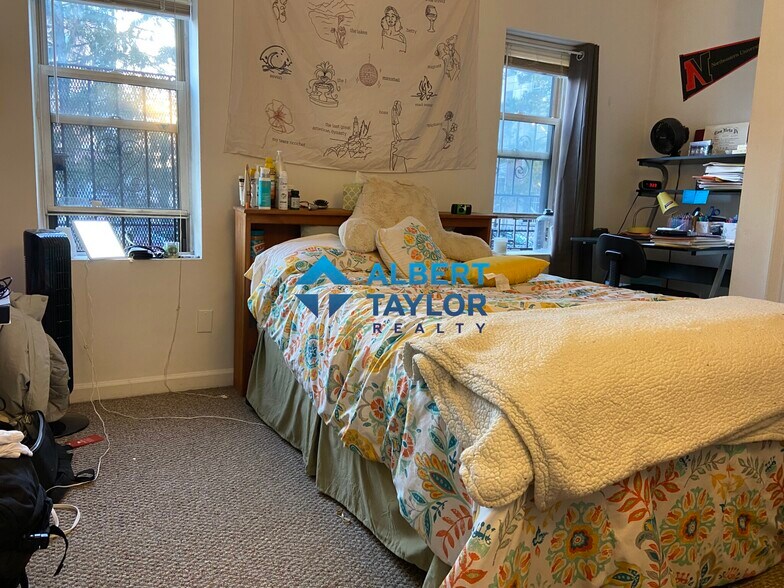 Building Photo - 22 Saint Cyprians Pl