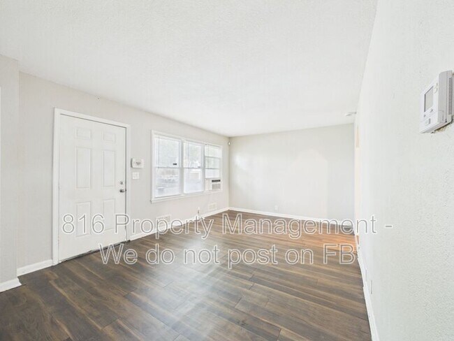 Building Photo - 7426 Indiana Ave