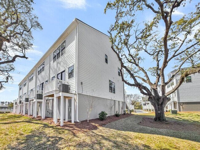 Building Photo - 4275 O'Hear Ave
