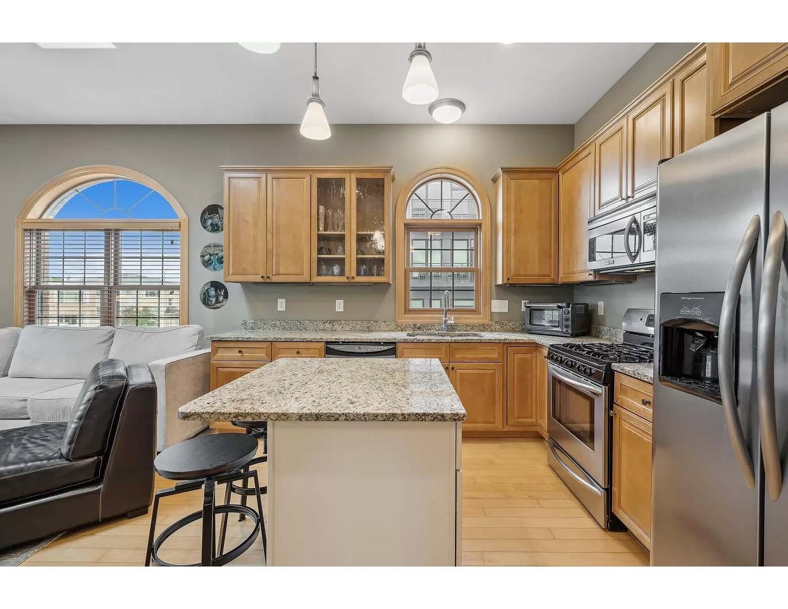 View of ample kitchen countertops - 3125 Inglewood Ave S
