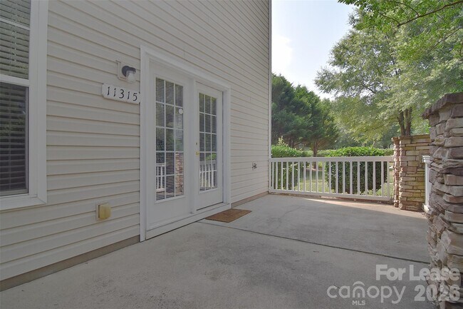 Building Photo - 11315 Dundarrach Ln