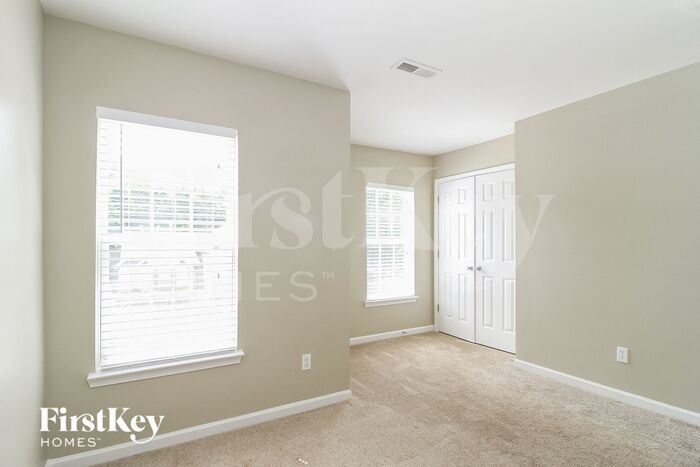 Building Photo - 3531 Thornaby Cir