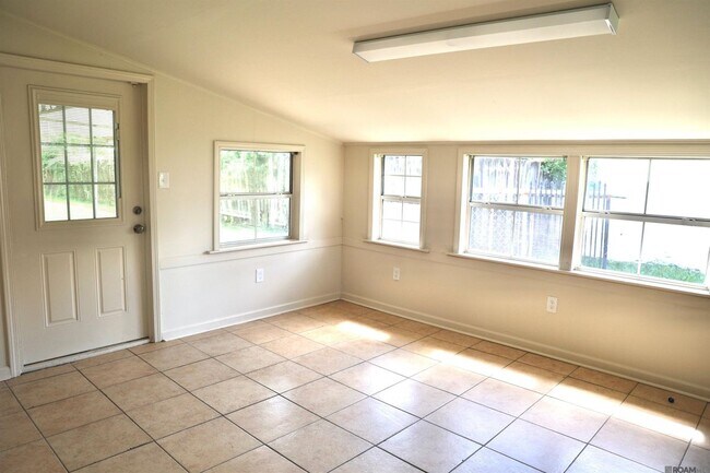 Building Photo - 10716 Cletus Dr