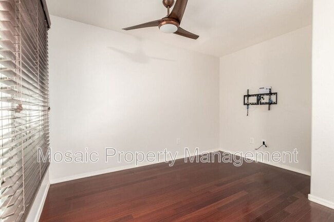 Building Photo - 1328 S Sabino Dr