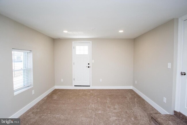 Building Photo - 4220 Bethlehem Pike