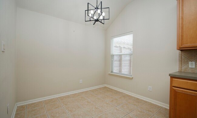 Building Photo - 15938 Cottage Ivy Cir