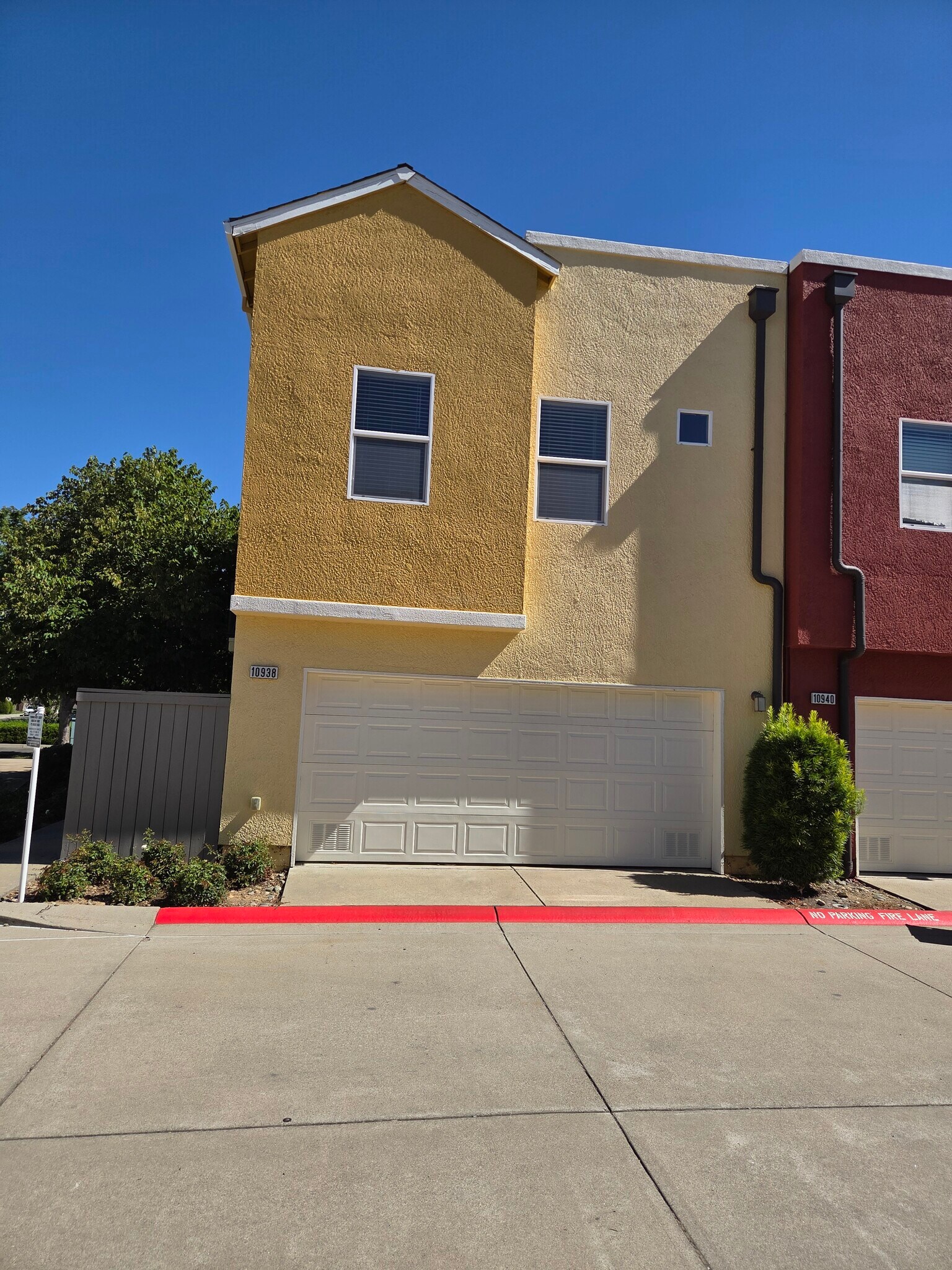 Building Photo - 10938 Tower Park Dr