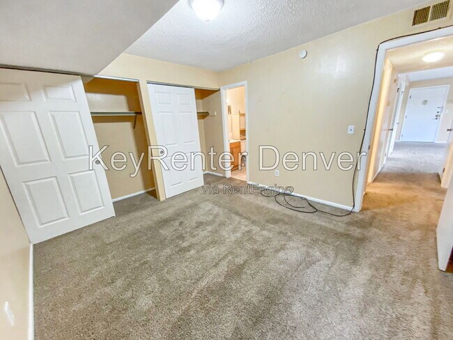 Building Photo - 12136 N Melody Dr
