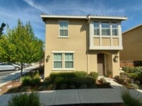 Building Photo - 618 Montage Cir