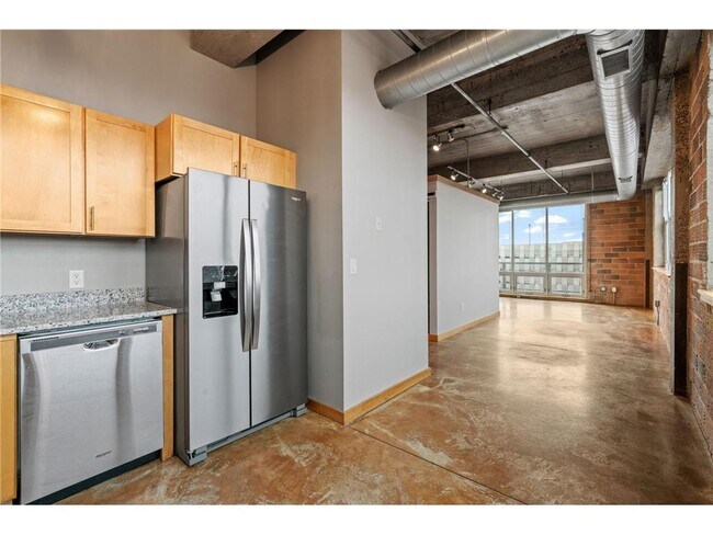 Building Photo - 901 N 3rd St