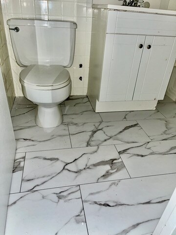 Building Photo - 6301 N Sheridan Rd