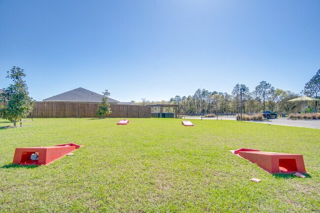 Building Photo - Modern 4BR/3BA Home with Loft, Spacious Yard & Blackwater Reserve Resort-Style Amenities-Now offe...