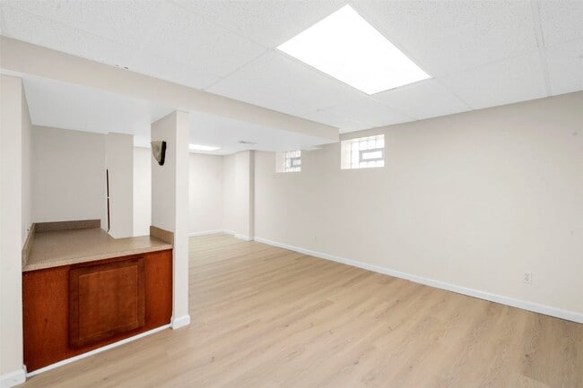 Building Photo - 791 Foxwick Dr