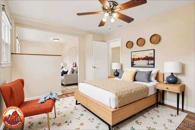 Building Photo - Sunny 2-Bedroom Home in Roosevelt Park | Fenced Yard + Basement