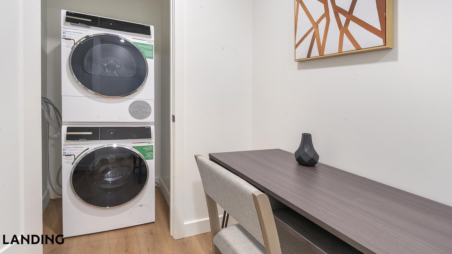 Building Photo - 632 Howard Rd SE