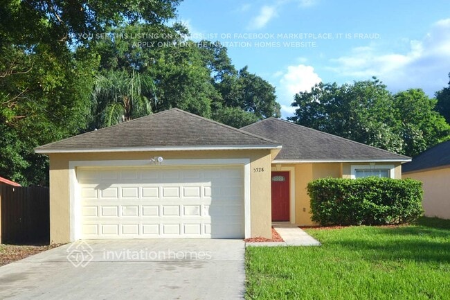 Building Photo - 5328 Blue Grass St