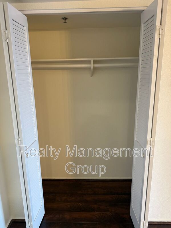 Building Photo - 3955 Faircross Pl