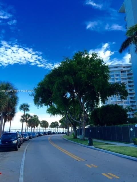 Building Photo - 1408 Brickell Bay Dr