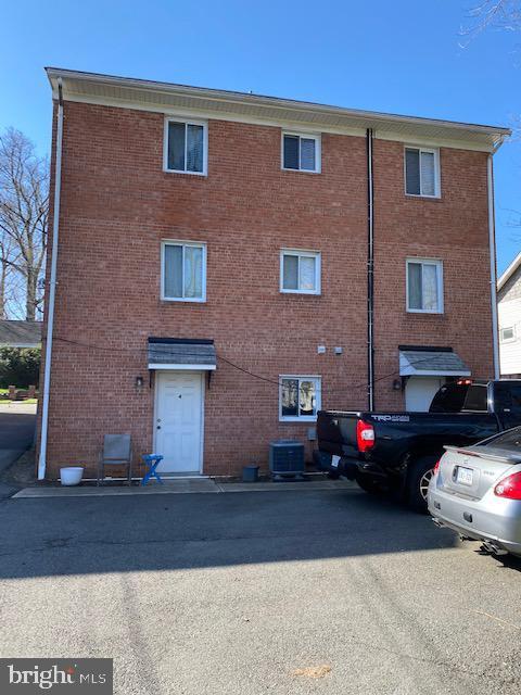 Building Photo - 641 22nd St S