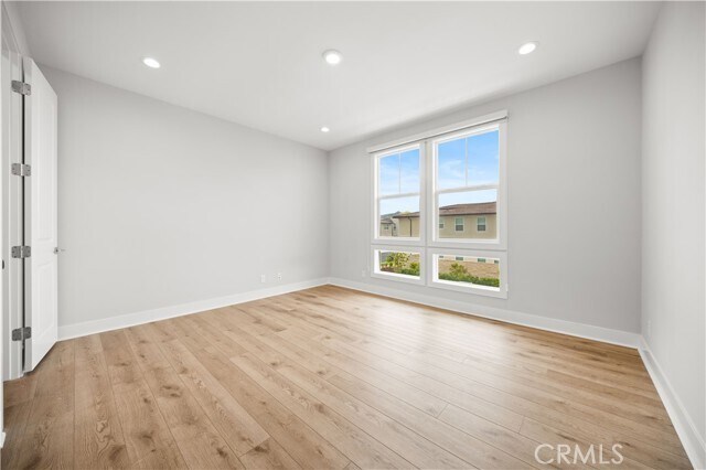Building Photo - 271 Huckleberry