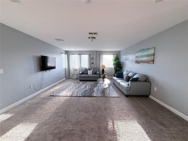 Building Photo - 691 Sticks St