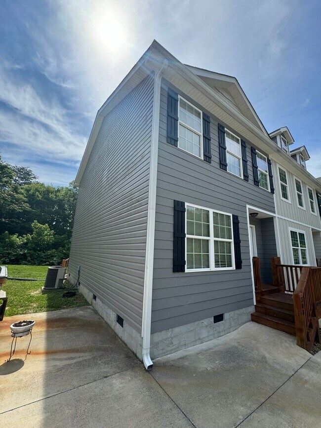 Building Photo - 308 N Varnell Rd