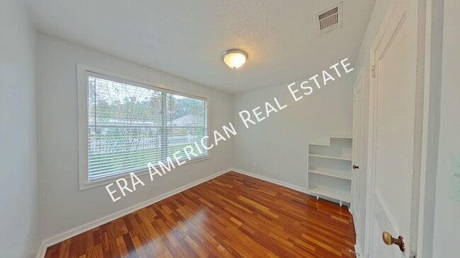 Building Photo - 9 Okahatchee Cir SE