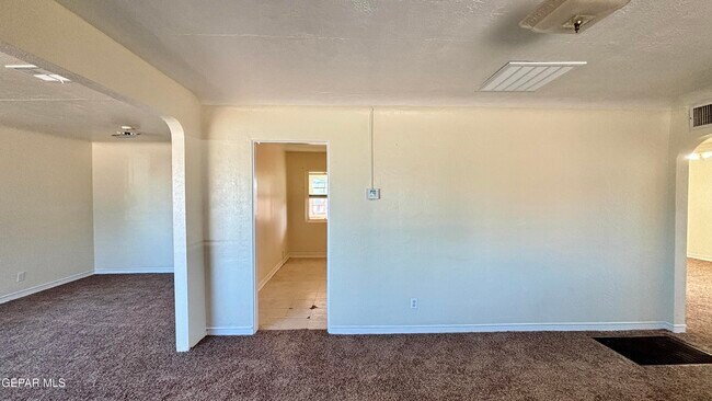 Building Photo - 8033 Carpenter Dr