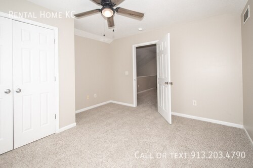 Building Photo - 1933 N 80th Ct