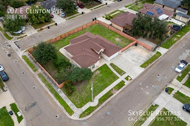 Building Photo - 407 E Clinton Ave