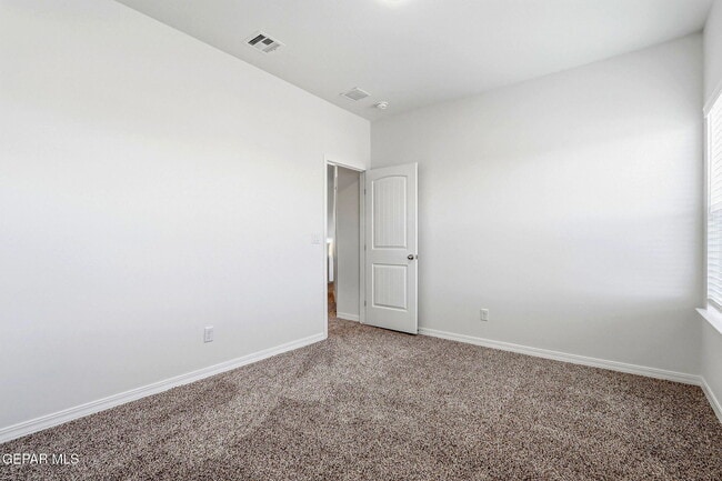 Building Photo - 14329 Steve Joyce Pkwy