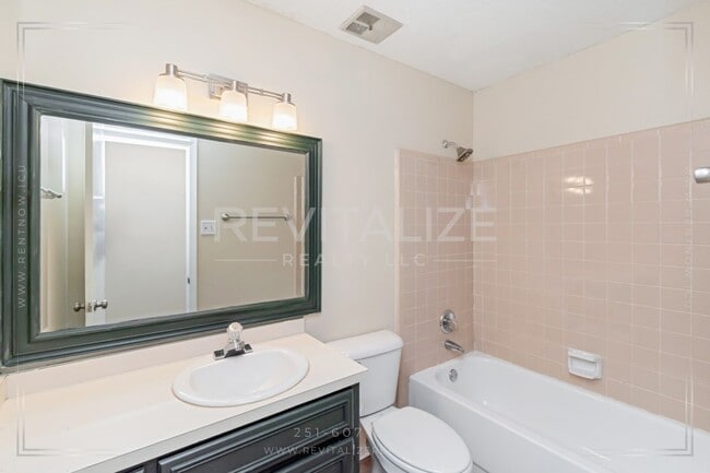 Building Photo - 9490 Cinder Dr