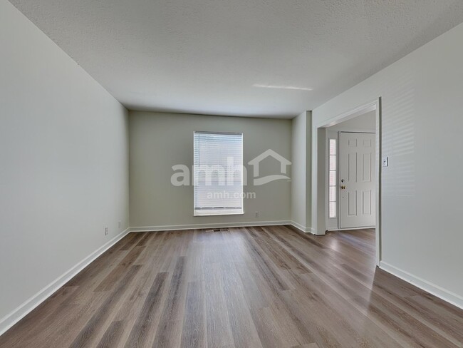 Building Photo - 9406 Hoyle Beals Dr