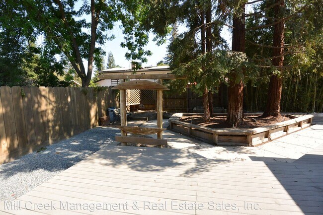 Building Photo - 3 br, 2 bath House - 3104 W. Mill Creek