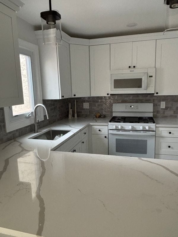 Building Photo - 21 Teaberry Dr