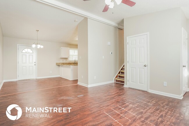 Building Photo - 8348 Wynewood Ct