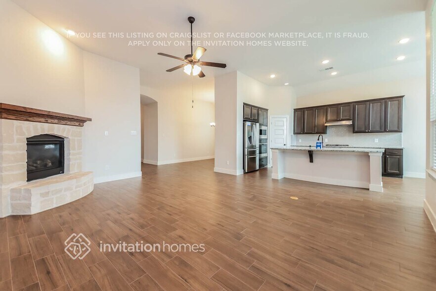 Building Photo - 1117 Sheldon Dr
