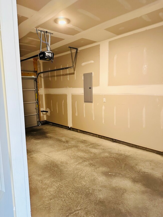 Building Photo - 94 Moon Rock Ct