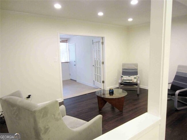 Building Photo - 11 Cantey Pl NW