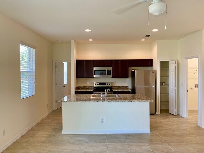 Building Photo - NW Cape Coral Single Family Home