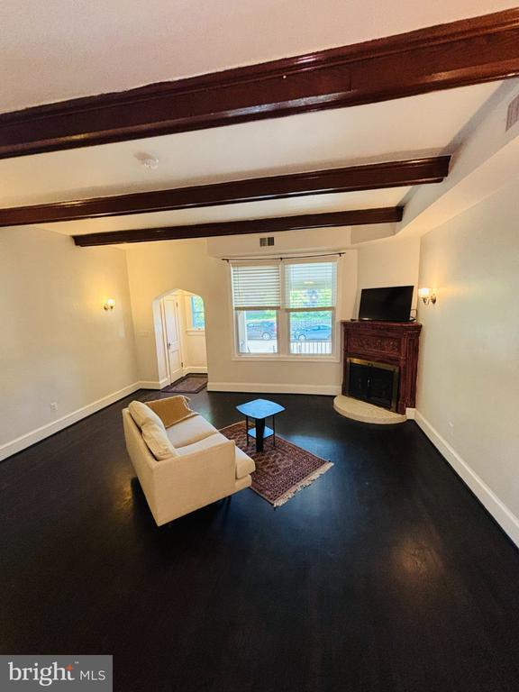 Building Photo - 1397 Sheridan St NW