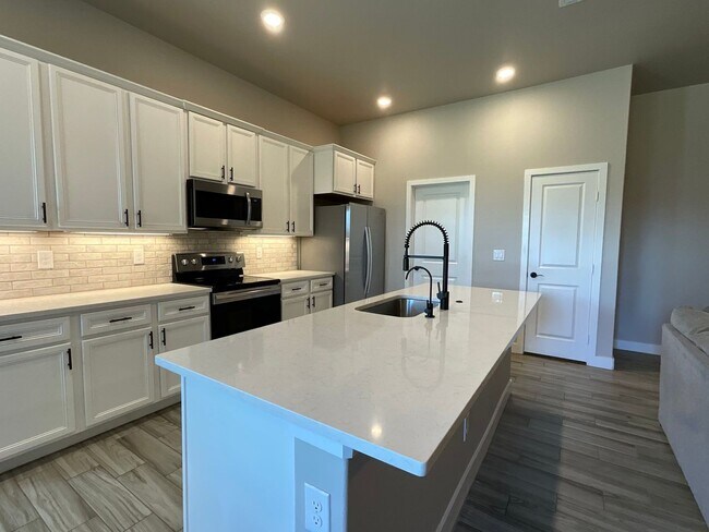 Building Photo - 2408 Outlaw Ct