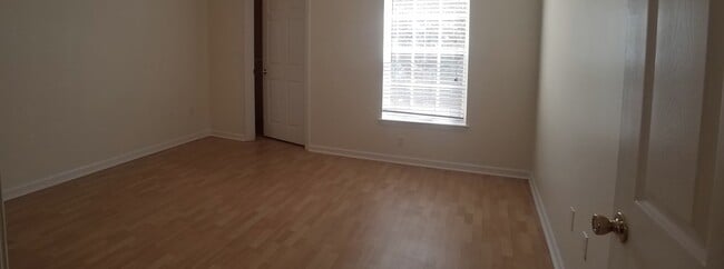 Building Photo - Beautiful 2/2 condo for rent next to Waterford Lakes Town Center and UCF