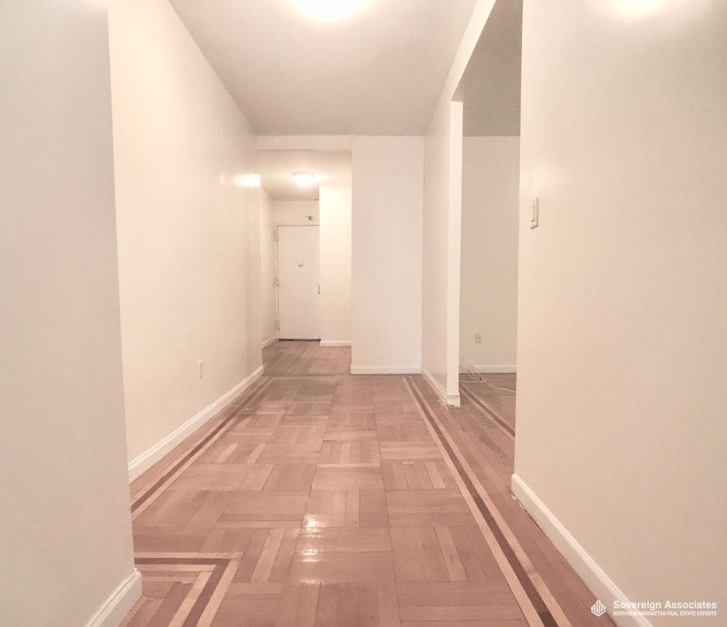 Building Photo - 400 Fort Washington Ave