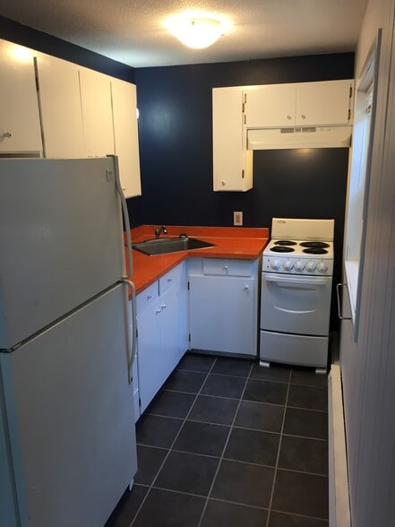 Building Photo - 3073 Alder St