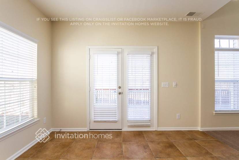 Building Photo - 9834 Edinburgh Ln