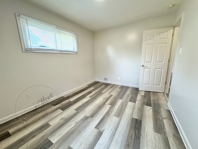 Building Photo - 14449 Myrand St